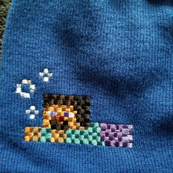 Minecraft Steve Beanie / Toque / Hat - Picture 3 of 4